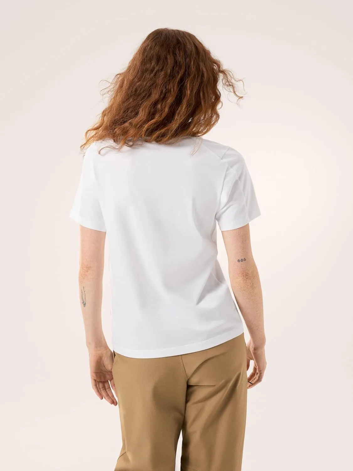 Arc'teryx Kragg SL Cotton Emblem Crew Shirt SS Women's | Soft Cotton Climbing Tee with a Chest Graphic