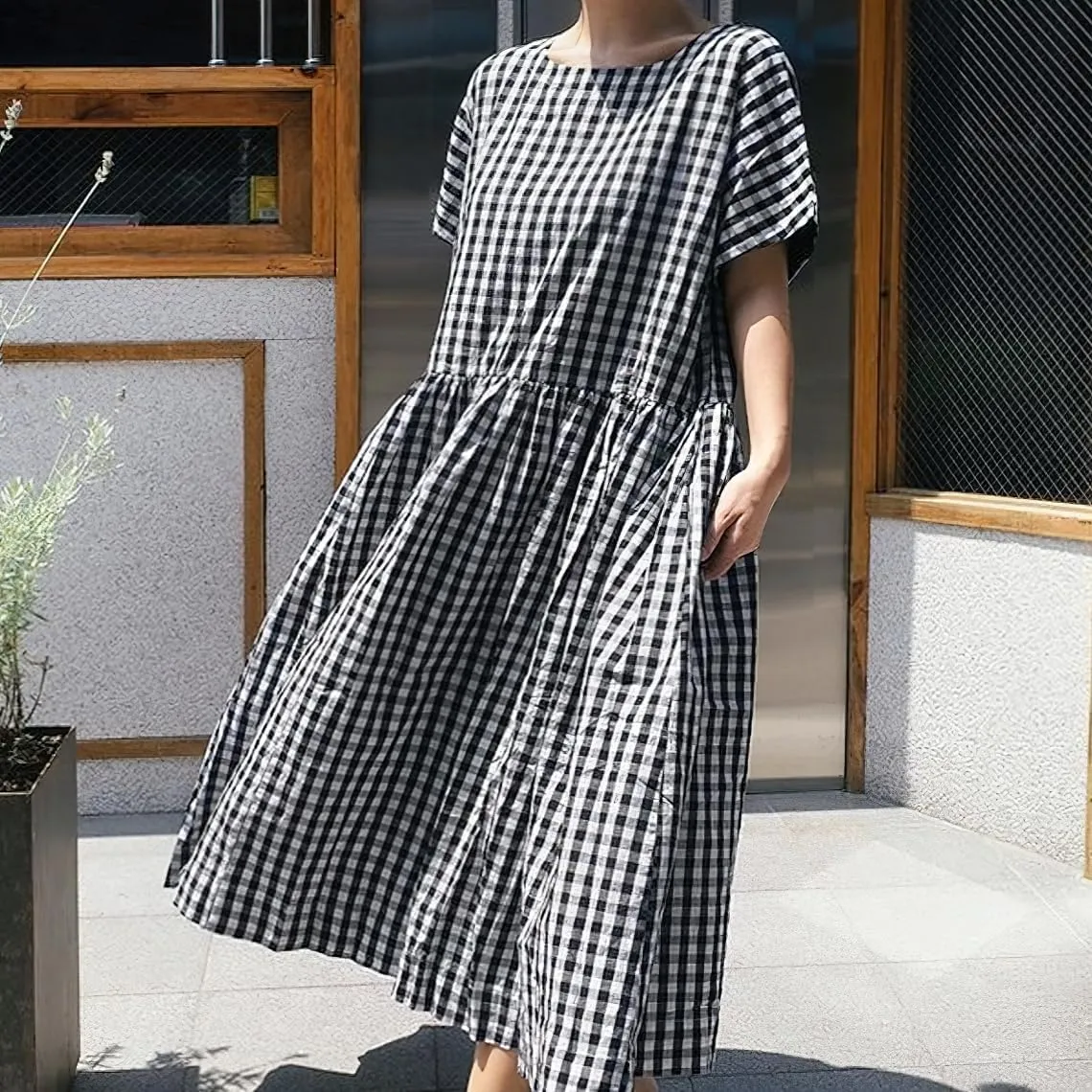 chouyatou Women's Summer Plaid Short Sleeve Loose Fit Cotton Dress Gingham Midi Shirt Dress with Pockets
