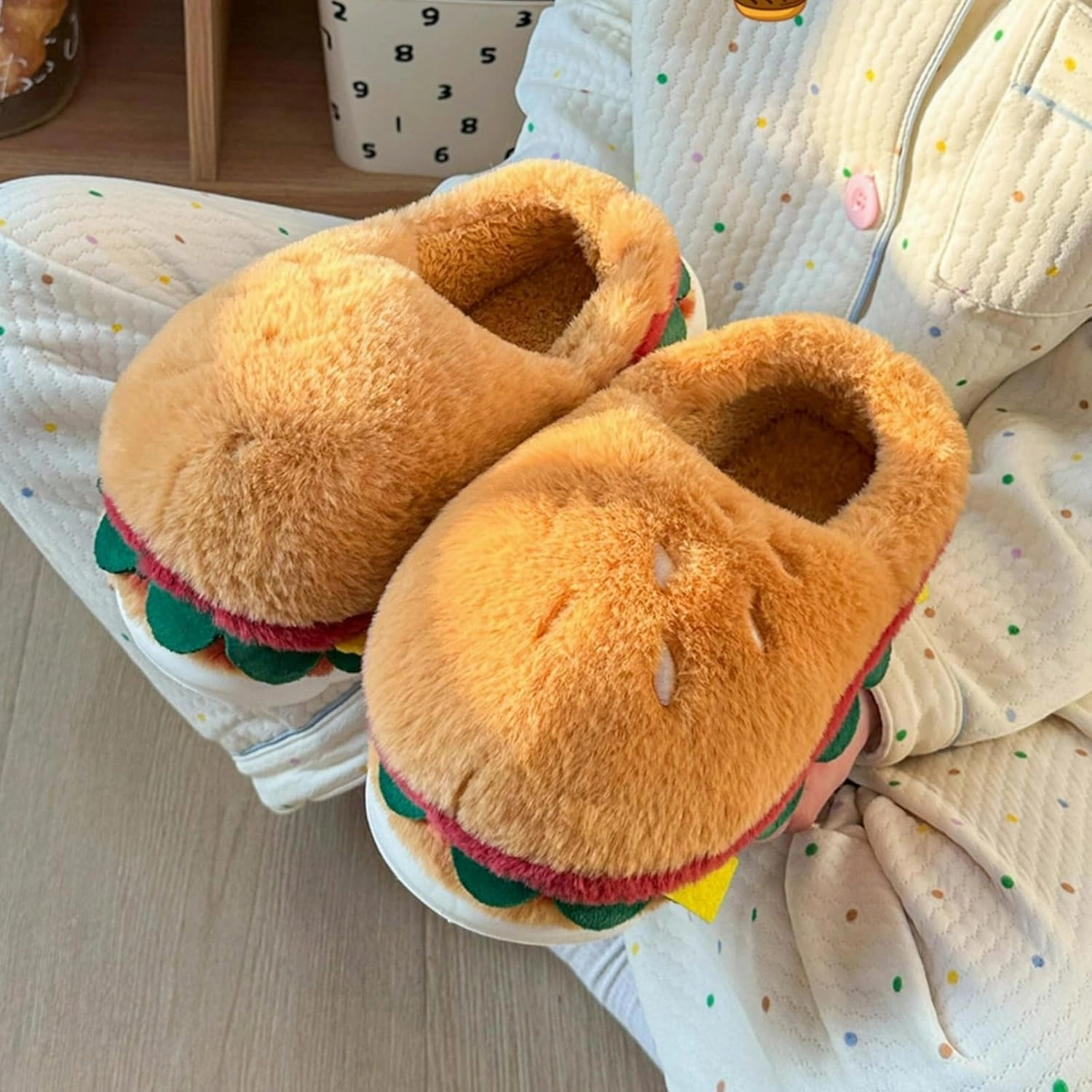 Fuzzy Slippers for Women Cute Burger hape Cozy Warm Soft Anti-Slip Soles Indoor Outdoor Closed back Fluffy Slippers