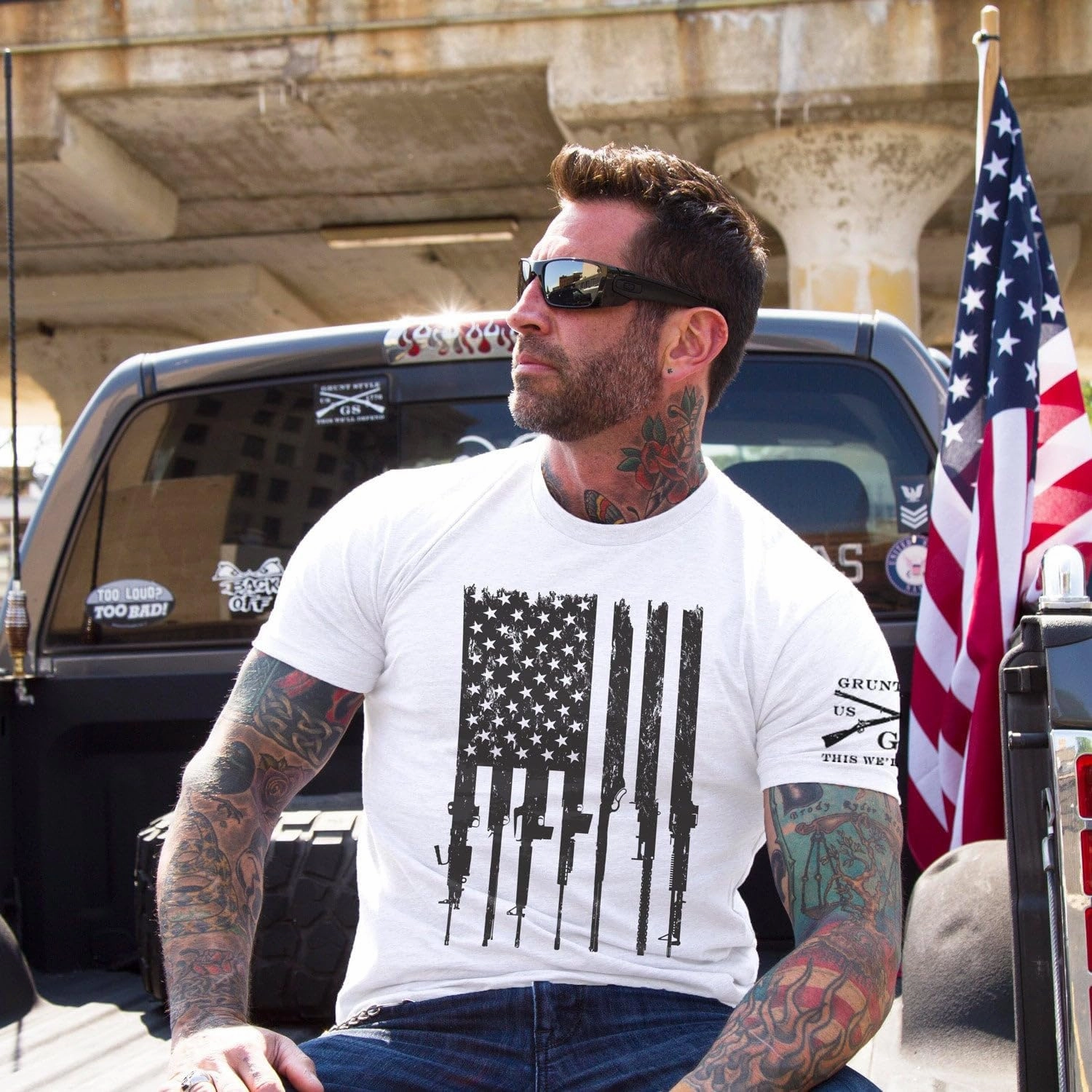 Grunt Style Rifle Flag Men's T-Shirt