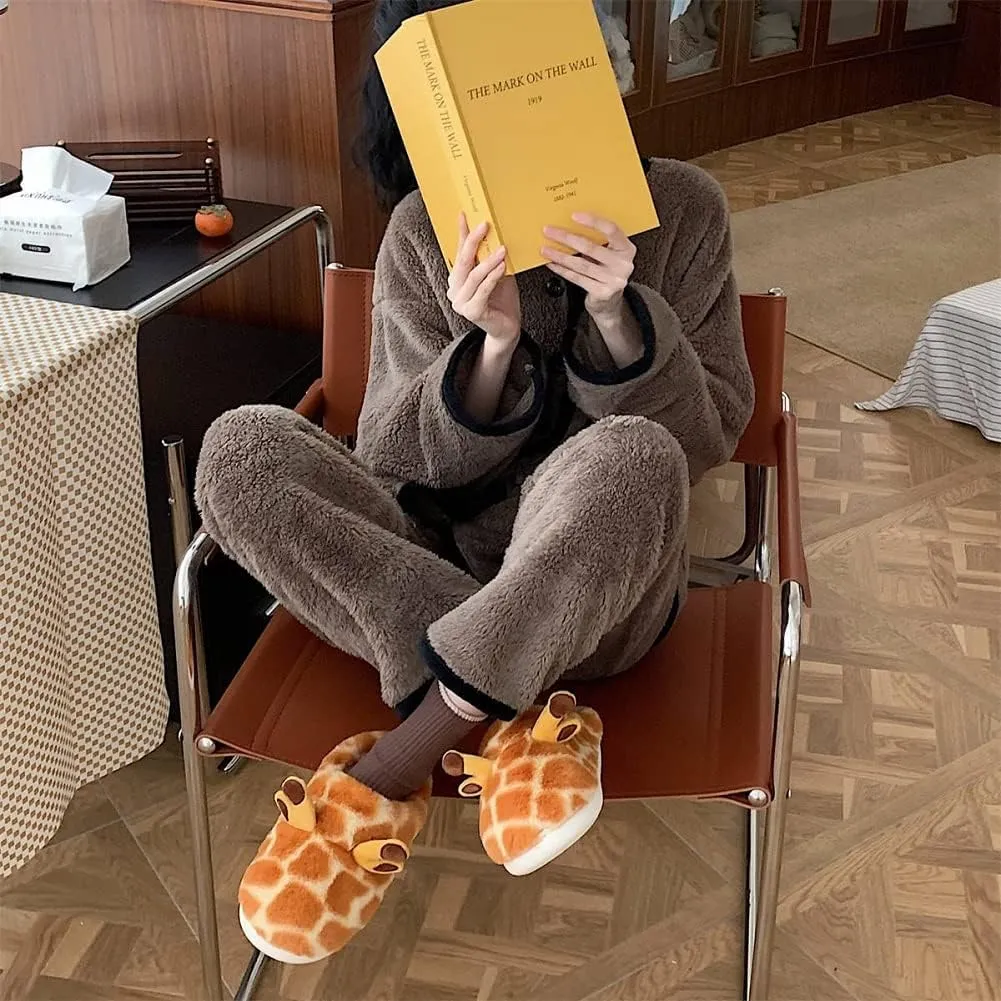 Kawaii Fuzzy Giraffe Slippers Cartoon Giraffe Cotton Slippers Cute Fluffy Giraffe Slippers Shoes for Adults Kids (8-9, Style B)