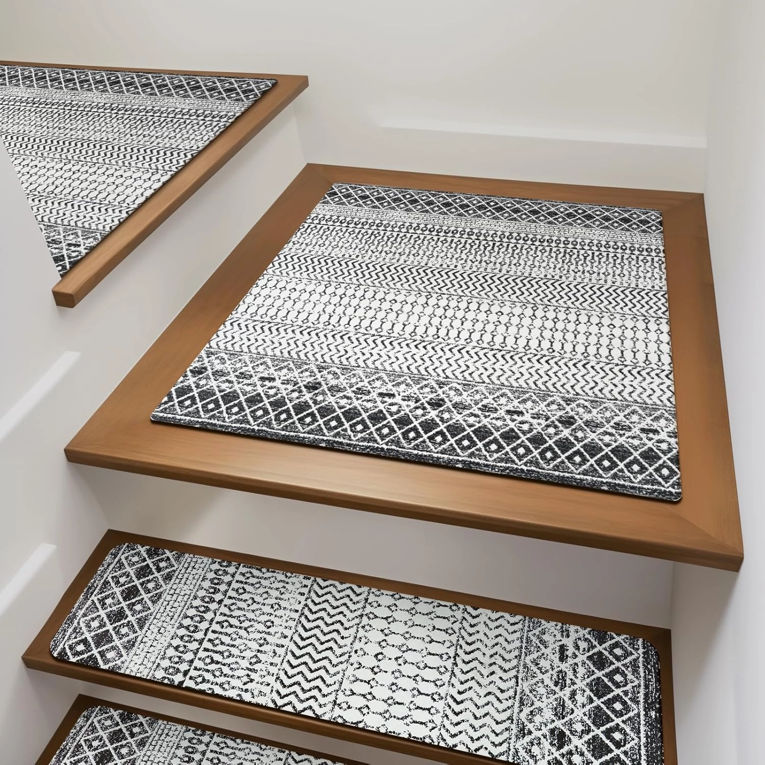OJIA Stair Treads Non-Slip Matching Mat for Wooden Steps, Square Capet Stair Treads Rubber Backing Stair Runner Anti-Slip Stair Landing Mat 32x32 Inch Stair Rugs