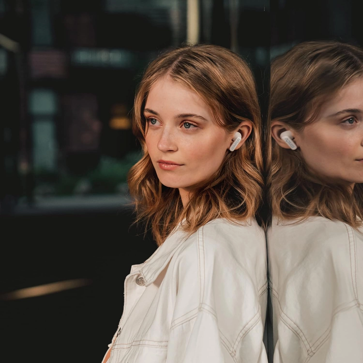 Urbanista True Wireless Earbuds, Bluetooth 5.2 Earphones with Touch Controls & Noise Cancelling Microphone, 32 Hr Total Playtime, USB C Charging Case, IPX4 Water Resistant, Copenhagen, Pure White