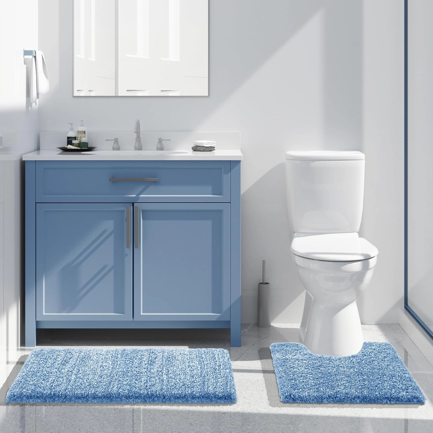 Yimobra Bath Rugs for Bathroom 32x20, Ultra Soft and Water Absorbent Bath Mats, Non Slip Plush Shower Mat Outside, Microfiber Thick Matts for Bathroom Floor/Tub, Machine Washable, Blue and White
